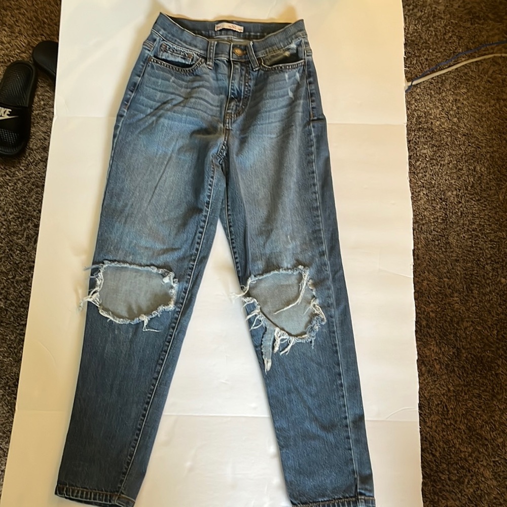 So High Rise Very Distressed Faded Blue Mom Jeans Juniors 0/W24